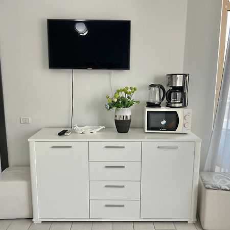 Apartament Lotus Twin Residence ママイア エクステリア 写真